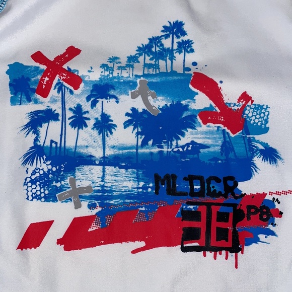 Boys white swim shirt size 18/20 XL - Picture 2 of 5